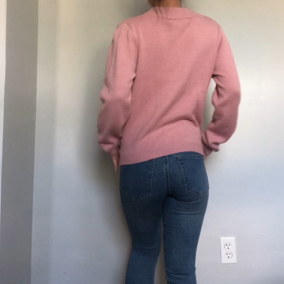 Forever 21 soft pink plunge sweater small - Picture 3 of 4